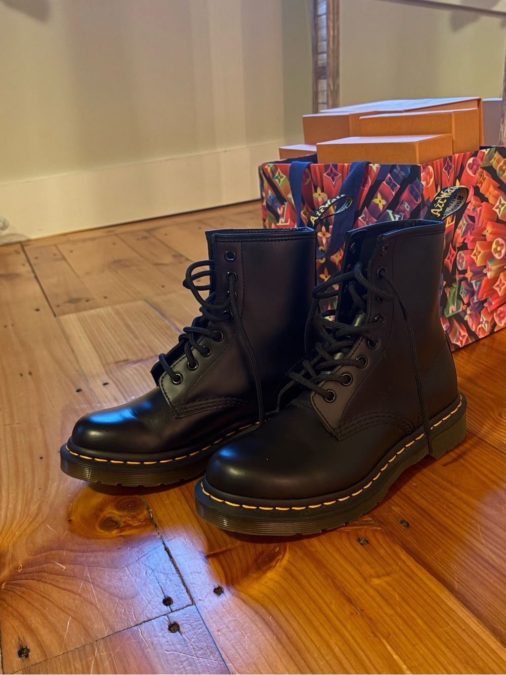 Dr. Martin 1460 Smooth Leather